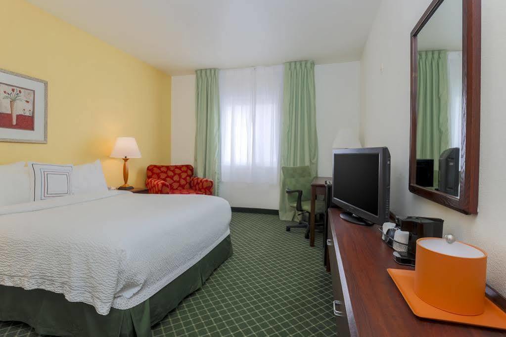 Fairfield Inn By Marriott Tracy Exterior foto